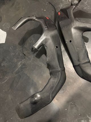 Chasis S1000RR y cubre tapas carbono chasis