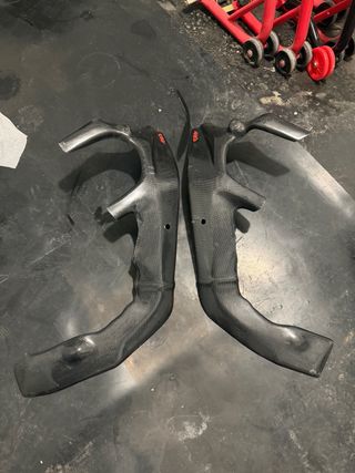 Chasis S1000RR y cubre tapas carbono chasis