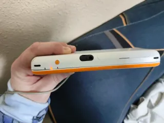 Nintendo New 2DS XL Blanca y Naranja