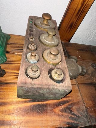 Básculas y planchas antiguas