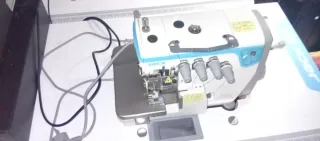 Macchina da cucire JACK F4 ed E4s