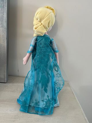 Muñecas peluche Frozen Anna y Elsa