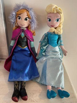 Muñecas peluche Frozen Anna y Elsa