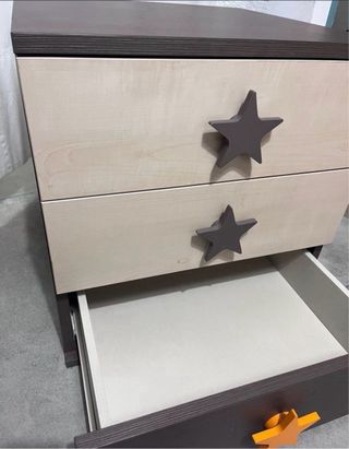 Mesita infantil 3 cajones estrellas