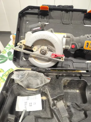 Sierra Circular Worx 710W WX427