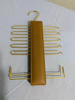 Colgador de corbatas - Corbatero
