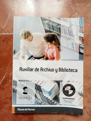 Libro Auxiliar de biblioteca, universidad Nebrija