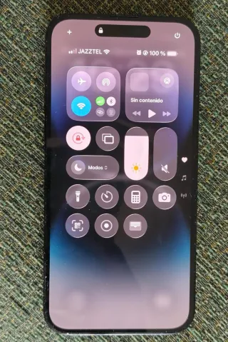 iPhone 14 Pro Max 128GB - nuevo con solo una semna
