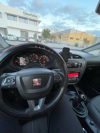 SEAT LEON 1.6 TDI (Transferencia incluida)