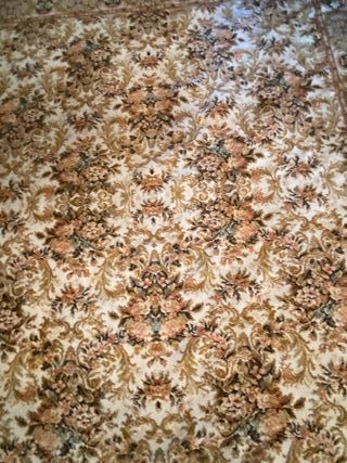 Alfombra de lana 100% floral beige y rosa