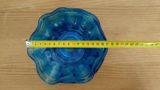 Taça com prato em vidro azul