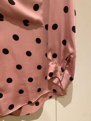 Camisa Zara lunares rosa y negro