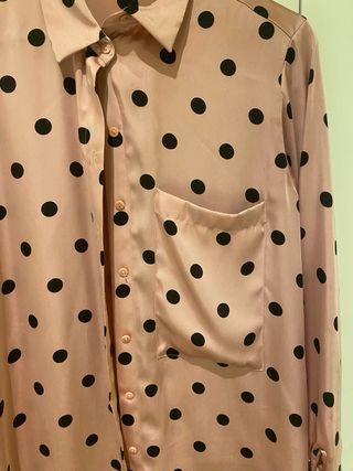Camisa Zara lunares rosa y negro