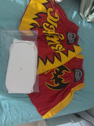 Addict Muay Thai Shorts Rojos/Amarillos
