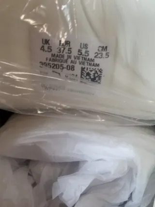 Puma Suede XL Rosa y Blanco 37.5