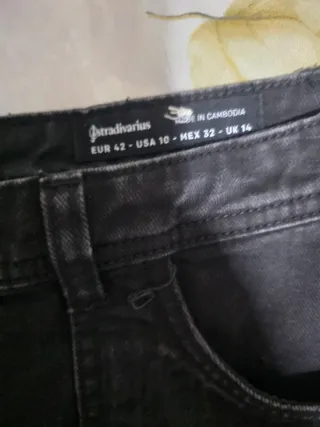 Falda vaquera botones Bershka negra