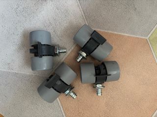 Cuna de bebé de madera