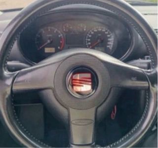 Pegatina Negra y Roja S Seat