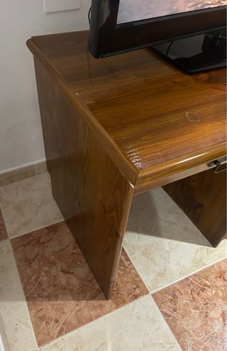 Mueble de salón madera y cristal