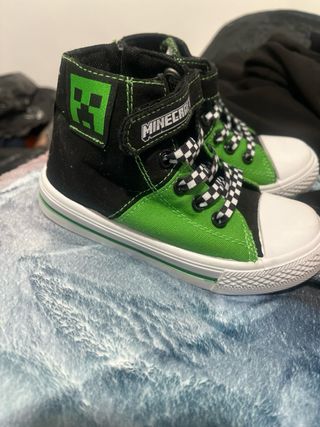 Zapatillas Minecraft niño talla 25