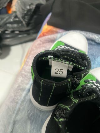 Zapatillas Minecraft niño talla 25
