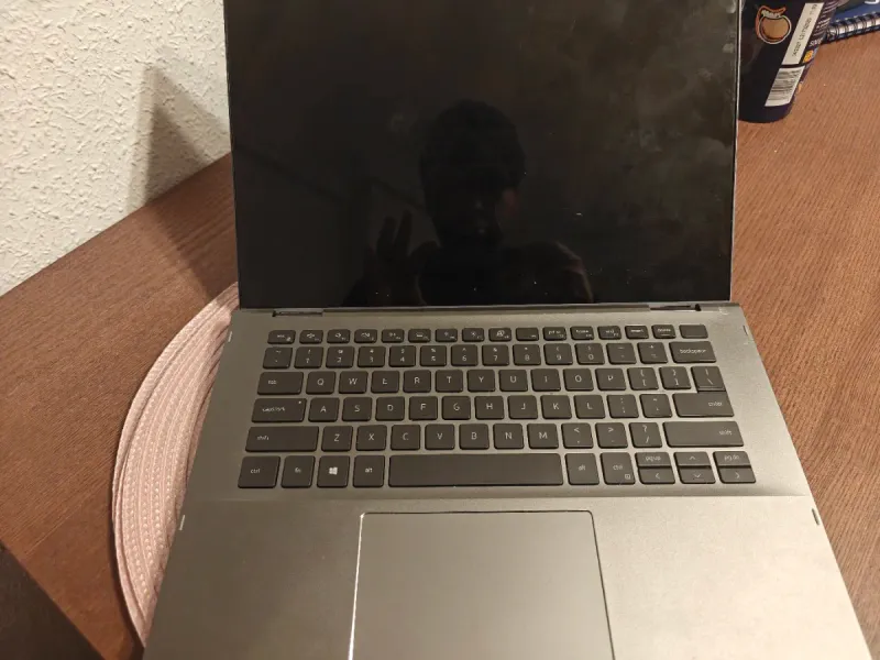 Notebook Dell i5 256GB + Xiaomi Smart Watch. afbeelding 2