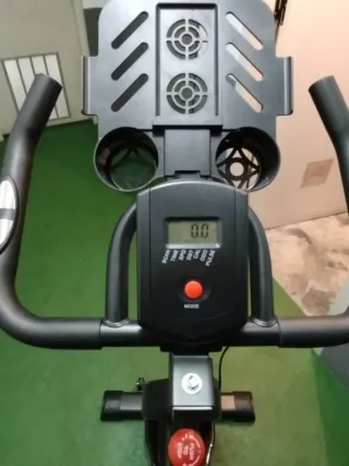 Bicicleta Estática Ajustable