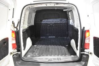 Peugeot Partner FURGÓN L1 600 KG 1.5 BLUEHDI 100 CV