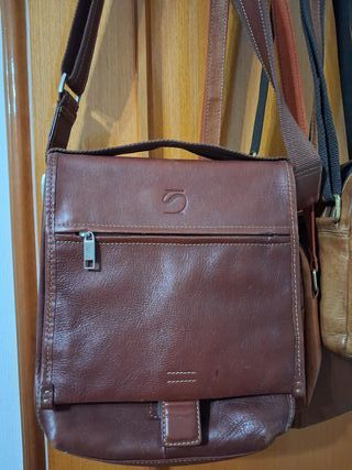 Borse in pelle da uomo usate