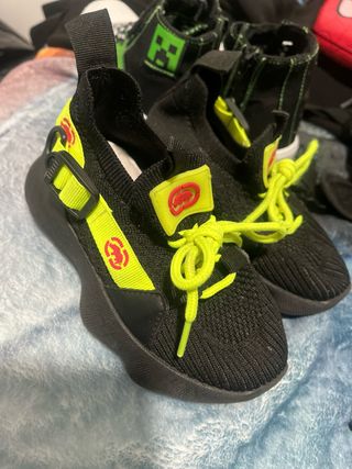 Zapatillas niño Talla 25