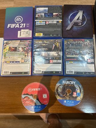Consola PS4 + 8 Juegos