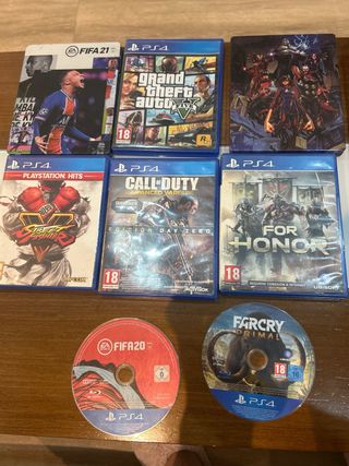 Consola PS4 + 8 Juegos