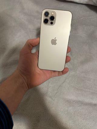 iPhone 12 Pro Oro - Batteria 75%