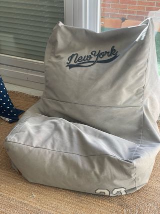 Puff juvenil New York Maisons du Monde