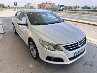 Volkswagen Passat CC 2010