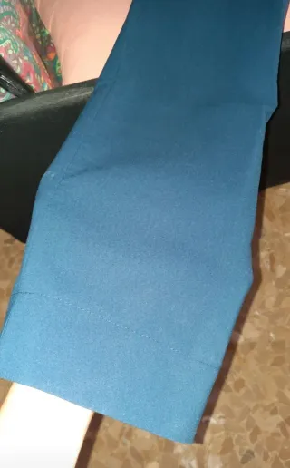 Pantalón de vestir de pinzas azul oscuro