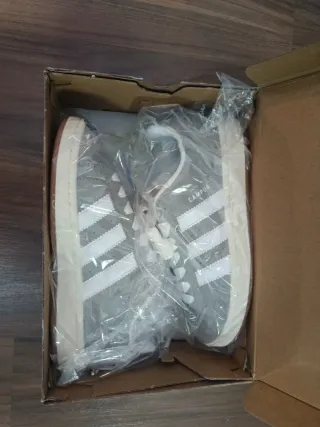 Zapatillas Adidas Campus Gris y Blanco