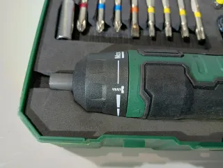 Atornillador PARKSIDE con Accesorios