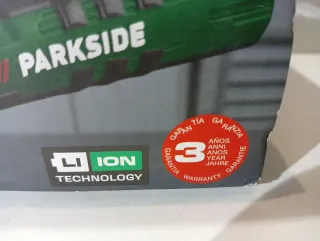 Atornillador PARKSIDE con Accesorios