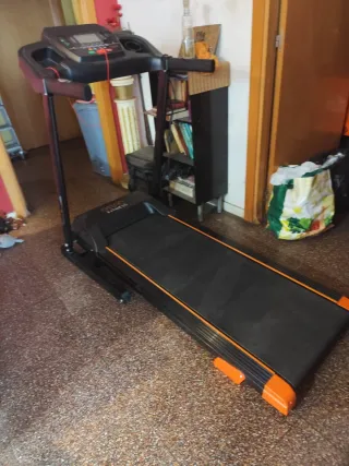 Cinta de correr Aston Fitness