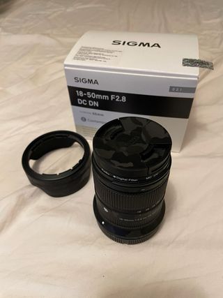 Sigma 18-50mm f/2.8 DC Canon RF-S con UV