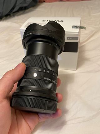 Sigma 18-50mm f/2.8 DC Canon RF-S con UV