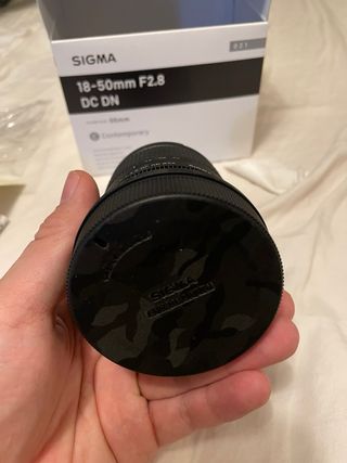 Sigma 18-50mm f/2.8 DC Canon RF-S con UV