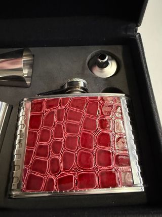 Set Petaca y Vasos Acero Inoxidable Rojo