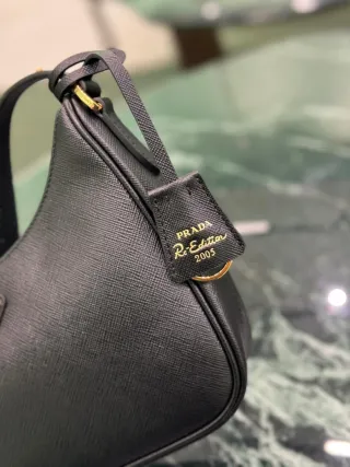Borsetta Prada Re-Edition 2005 Nera