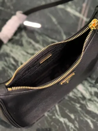 Borsetta Prada Re-Edition 2005 Nera