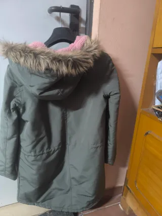 Chaquetón niña verde con forro rosa