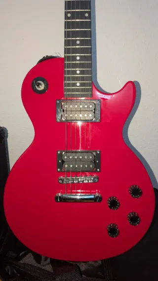 Kit guitarra eléctrica, amplificador y accesorios