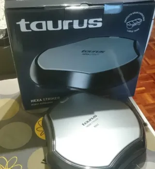 Robot Aspirador Taurus Hexa Striker