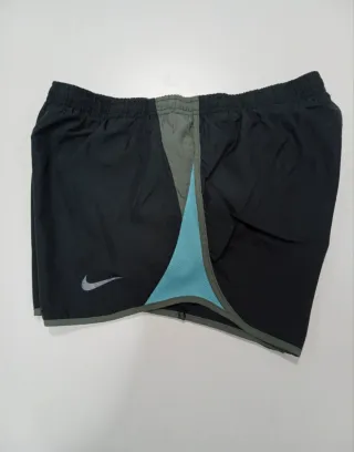 Calções Nike Dri-Fit S Mulher